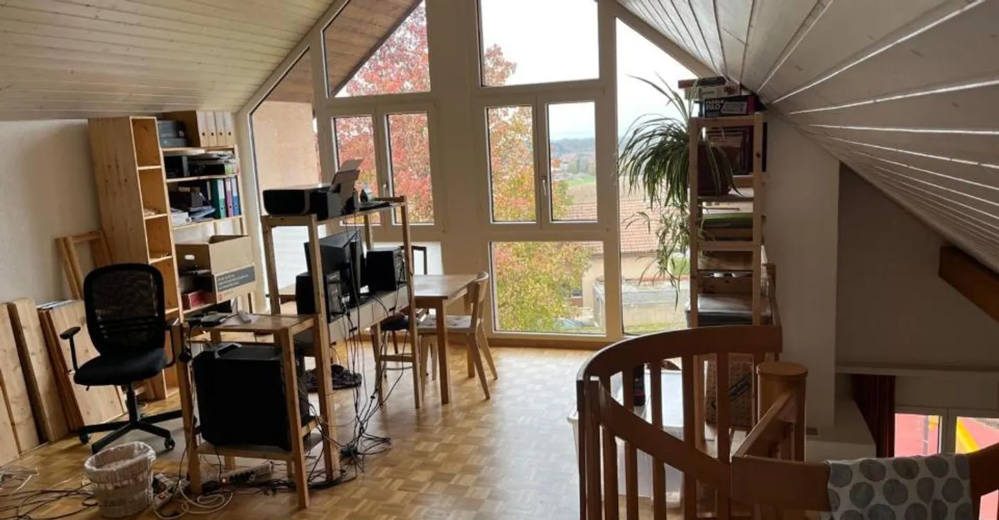 Apartment located in the calm and green village of Cugy. - Photo 6 of 9