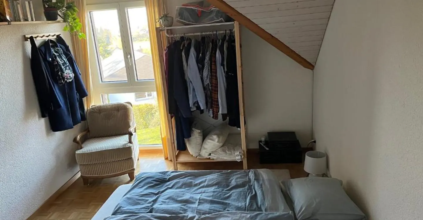 Apartment located in the calm and green village of Cugy. - Photo 7 of 9