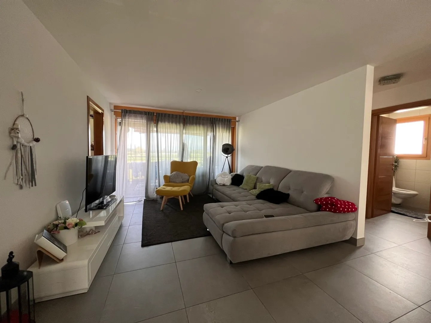 Superbe appartement de 4.5 pièces au 3ème étage - Foto 2 von 10