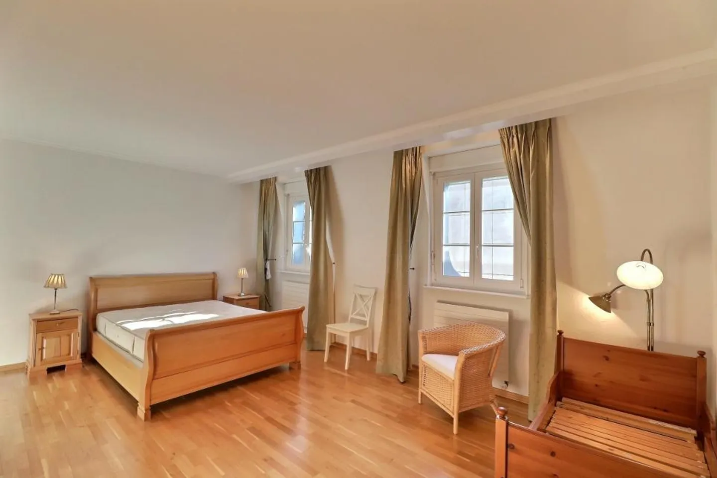 DUPLEX UNIQUE EN CENTRE AVEC VUE PANORAMIQUE - Photo 16 sur 23