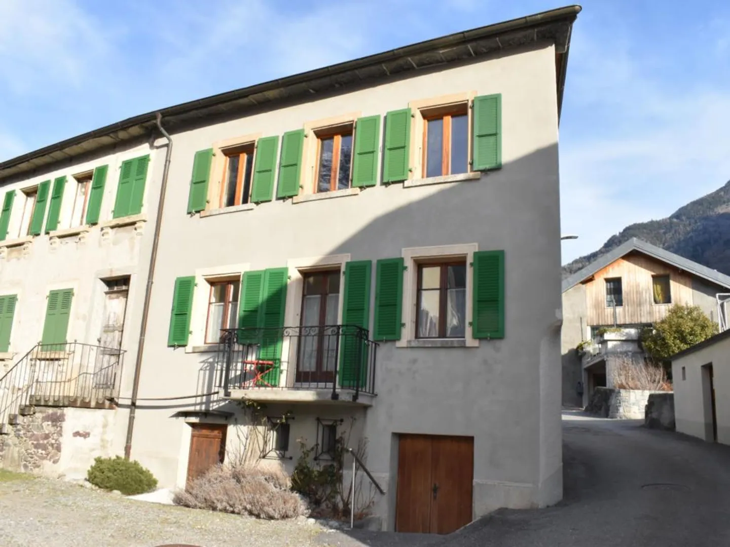 Collonges : appartement de 2,5 pièces et extensions - Photo 1 sur 10