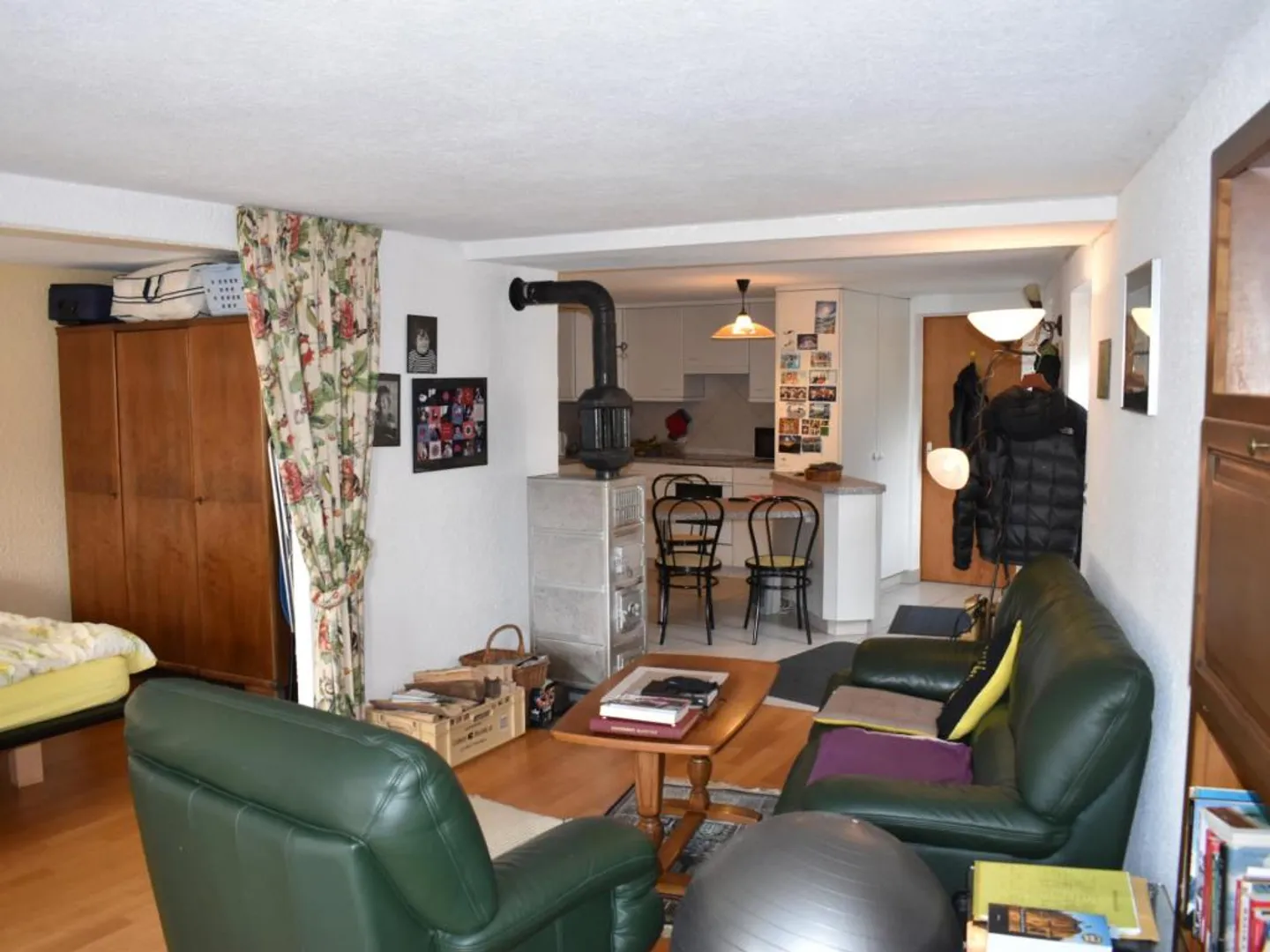 Collonges : appartement de 2,5 pièces et extensions - Photo 3 sur 10