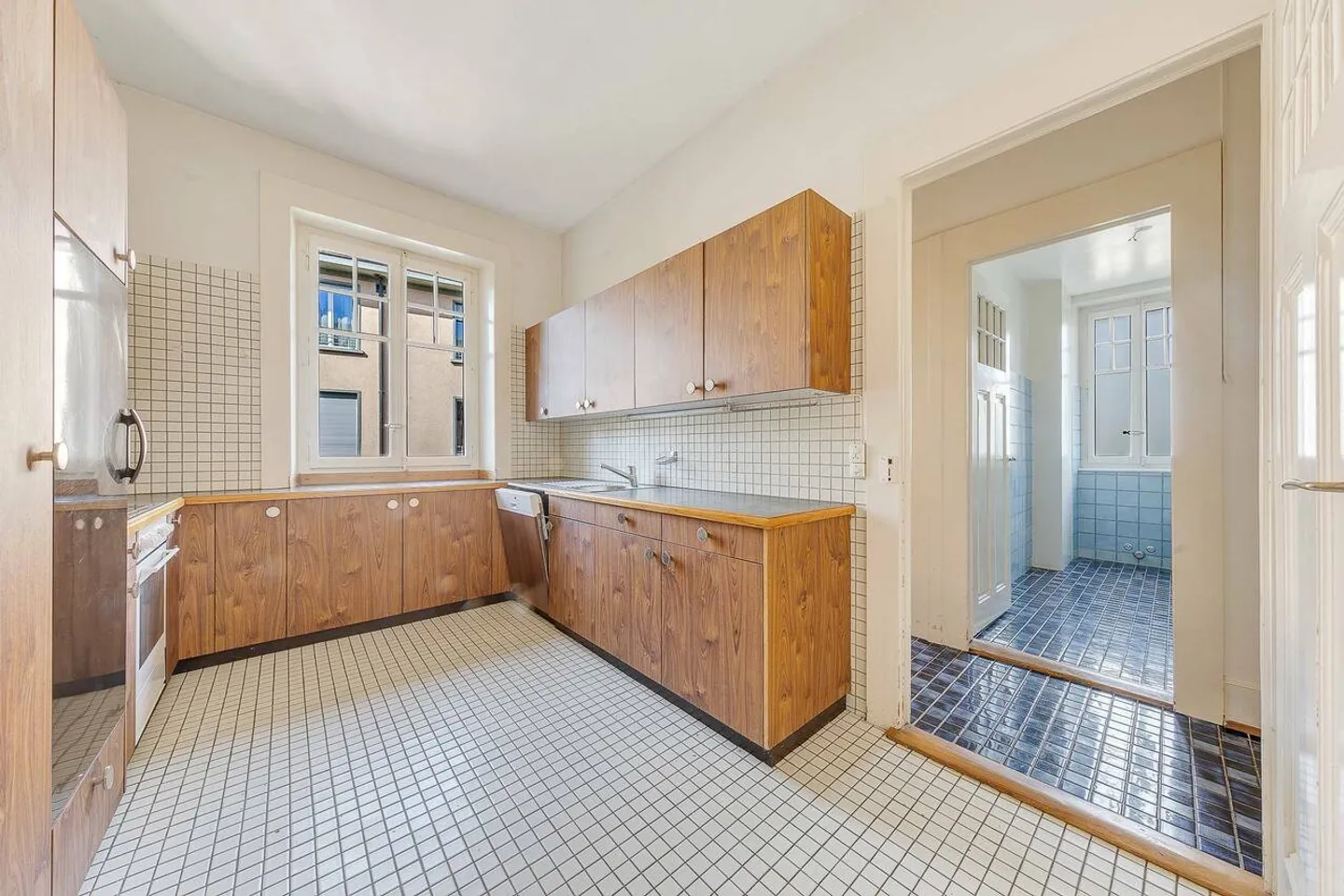 Magnificent 5.5-room apartment in the Hausmann style - Photo 5 of 9