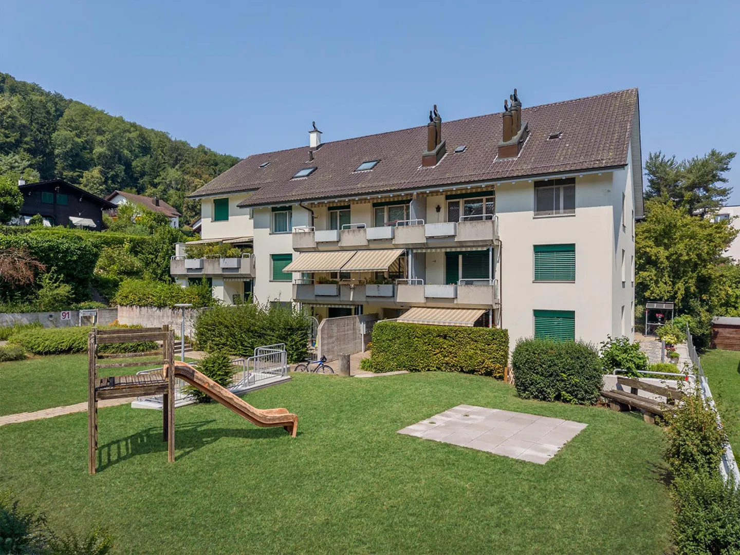 Grosszügige 4-Zimmerwohnung mit Balkonen - Foto 1 von 12