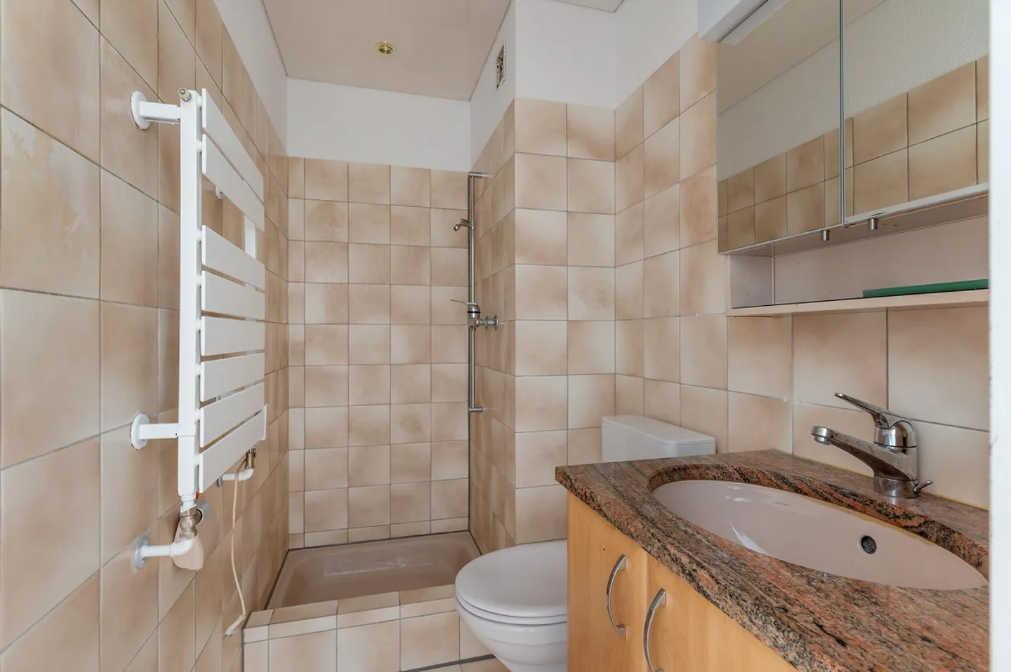 Grosszügige 4-Zimmerwohnung mit Balkonen - Foto 6 von 12