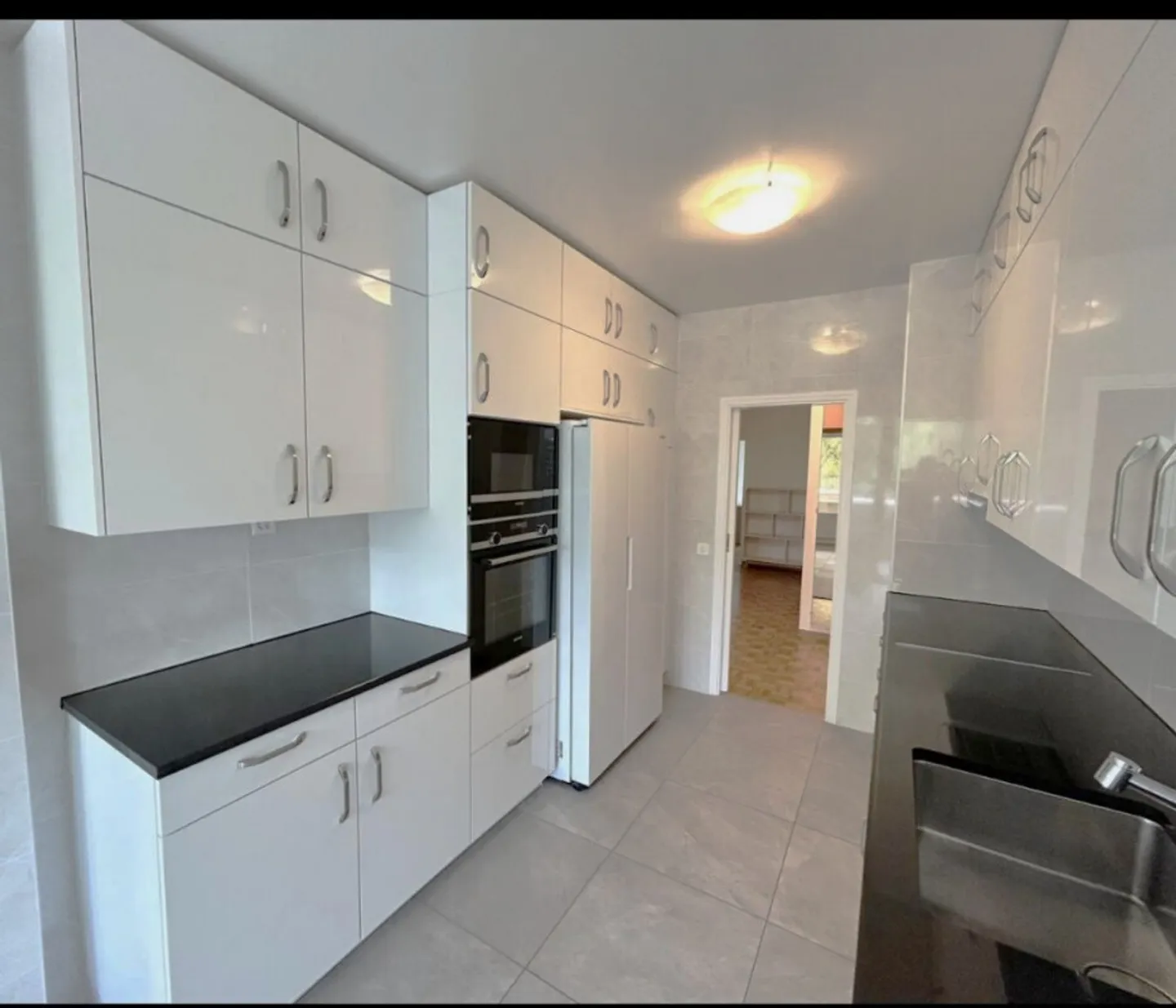 LUXURIÖSES UND GERÄUMIGES WOHNUNG IN EINER LUXUSRESIDENZ - Foto 6 von 10