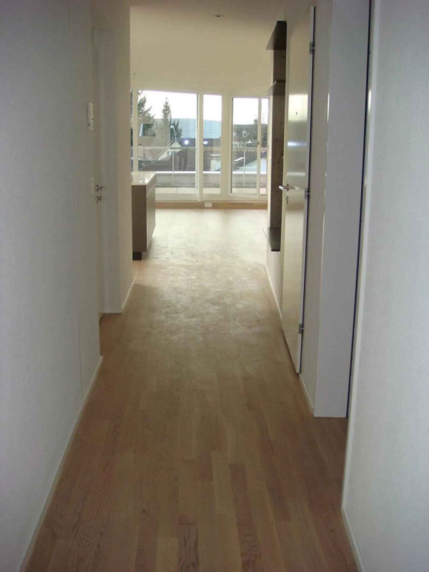 Modernes Attikawohnung mit Terrasse - Foto 2 von 9