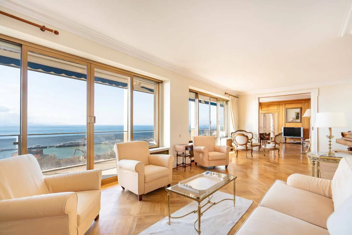 Magnificent 7-Room Penthouse on the Lakefront - Photo 2 of 13