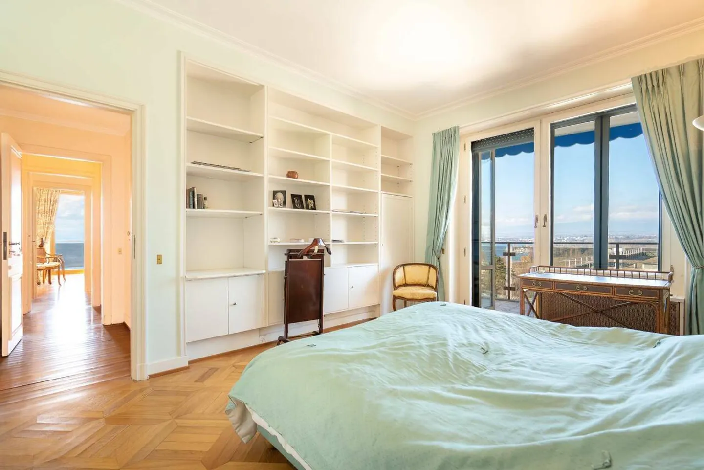 Magnificent 7-Room Penthouse on the Lakefront - Photo 11 of 13