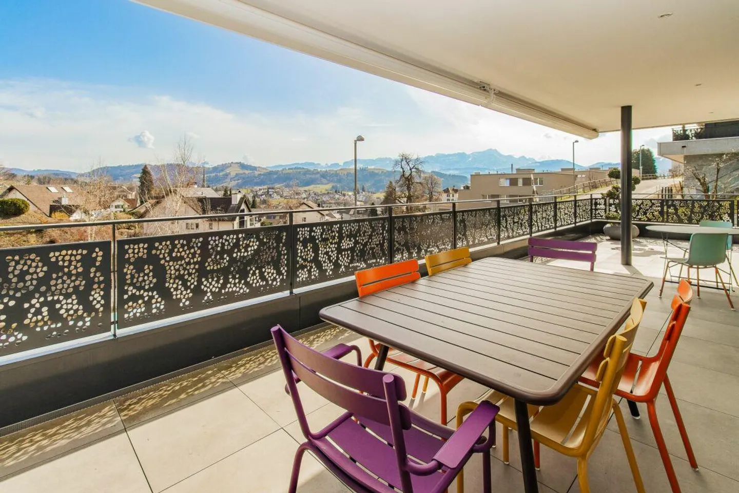 Maison en terrasse avec vue panoramique - Photo 3 sur 16