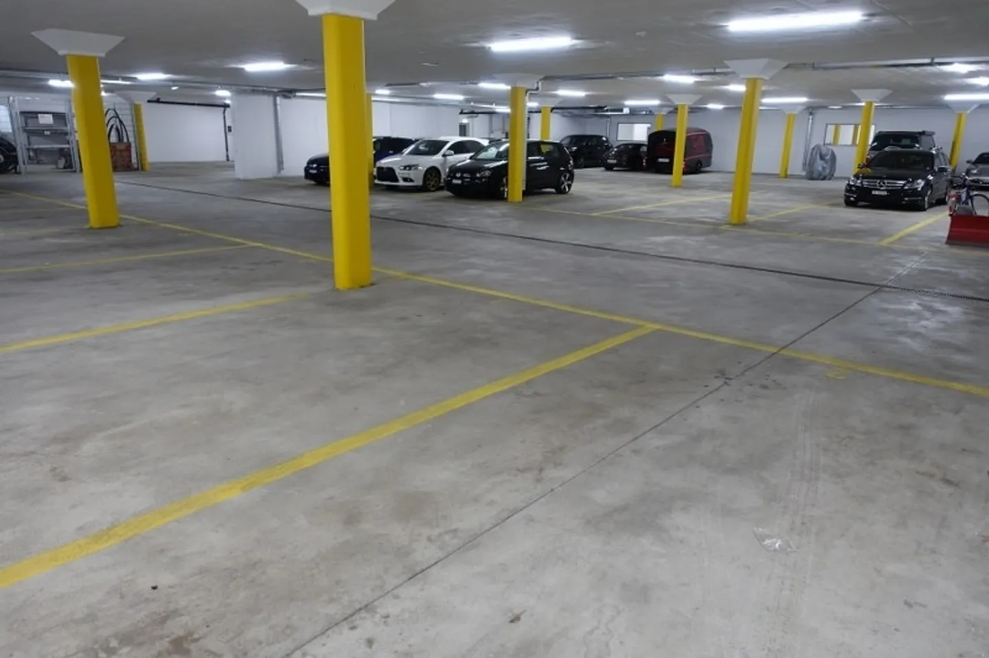 Uffici/pratiche all'avanguardia - superficie totale fino a 840m2 possibile! - Foto 14 di 15