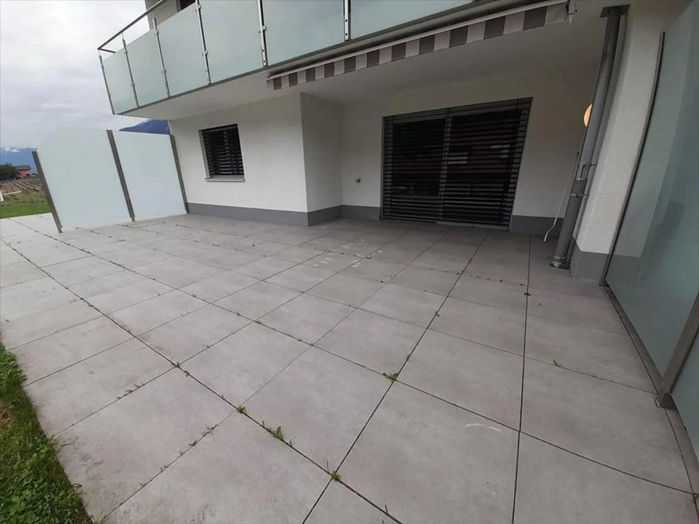 In affitto a St-Pierre-de-Clages, affascinante appartamento 3.5 al piano terra con terrazza - Foto 8 di 8