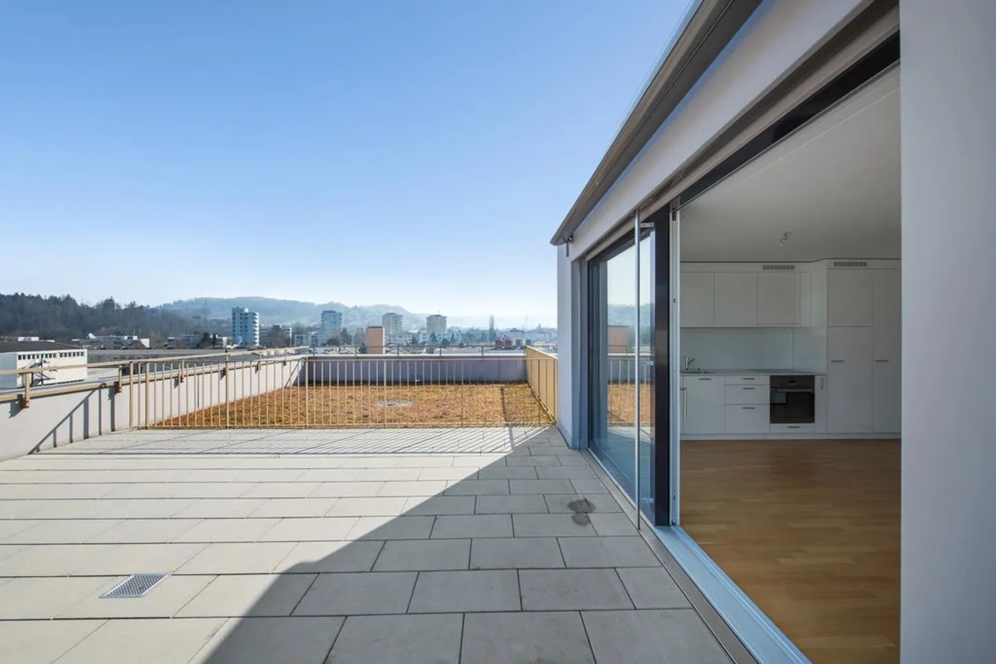 Herzlich Willkommen - Ihre neue 3.5 Zi-Attika Wohnung zentral in Suhr - Foto 1 von 10