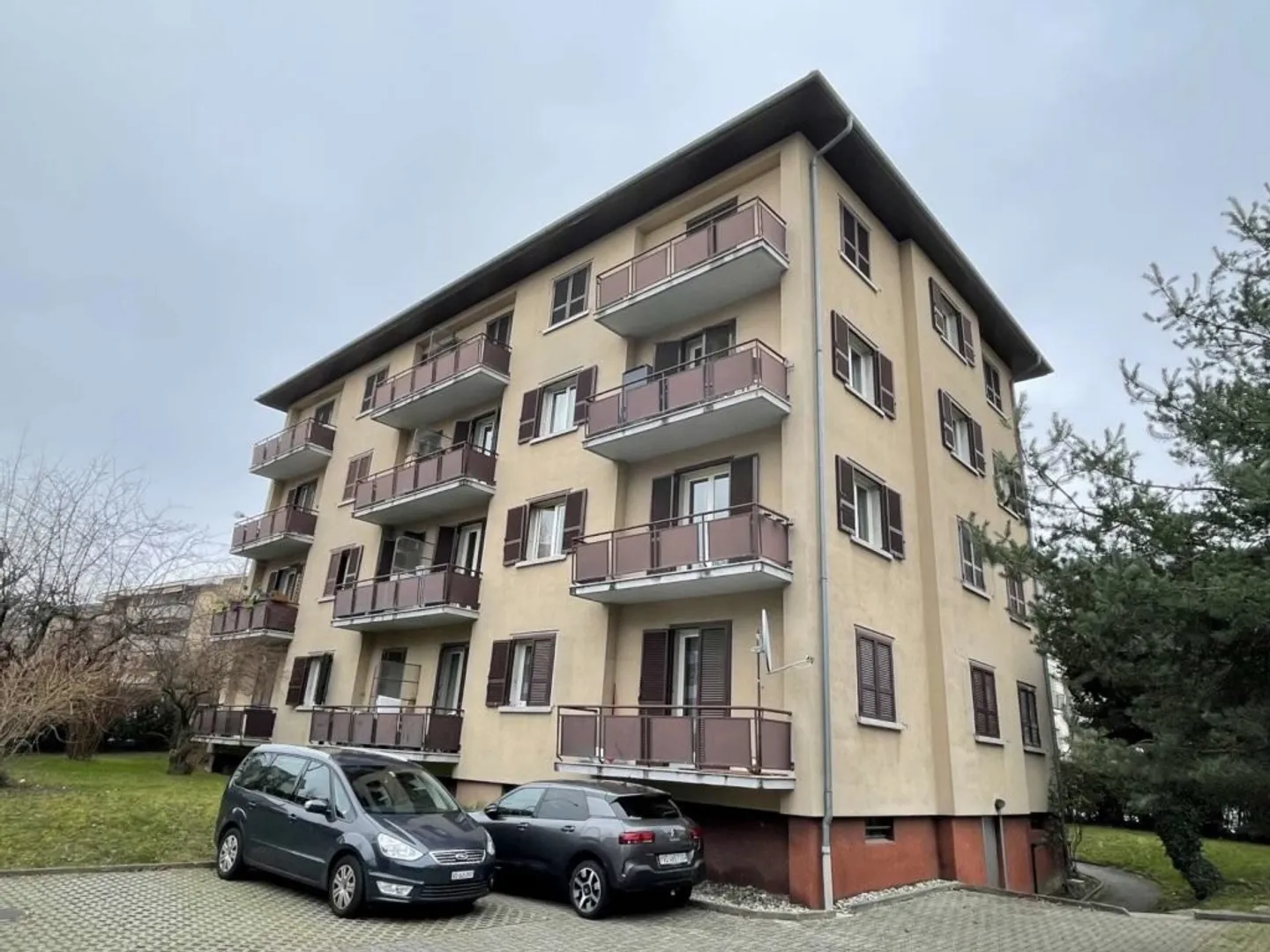 Posti auto all'aperto a Renens - Foto 1 di 1