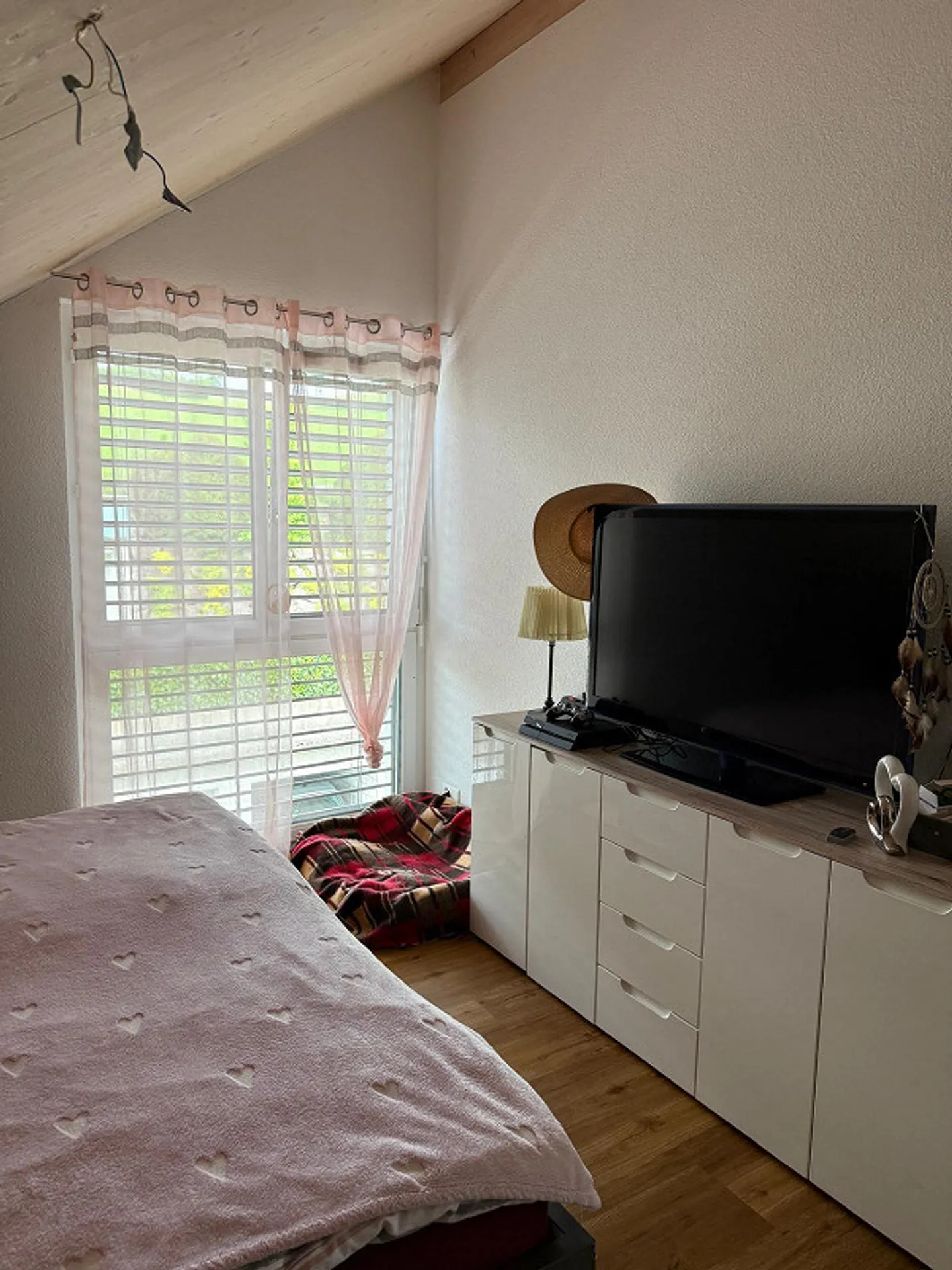 Looking for a new tenant for a beautiful and affordable 3.5 room apartment! - Photo 14 of 18