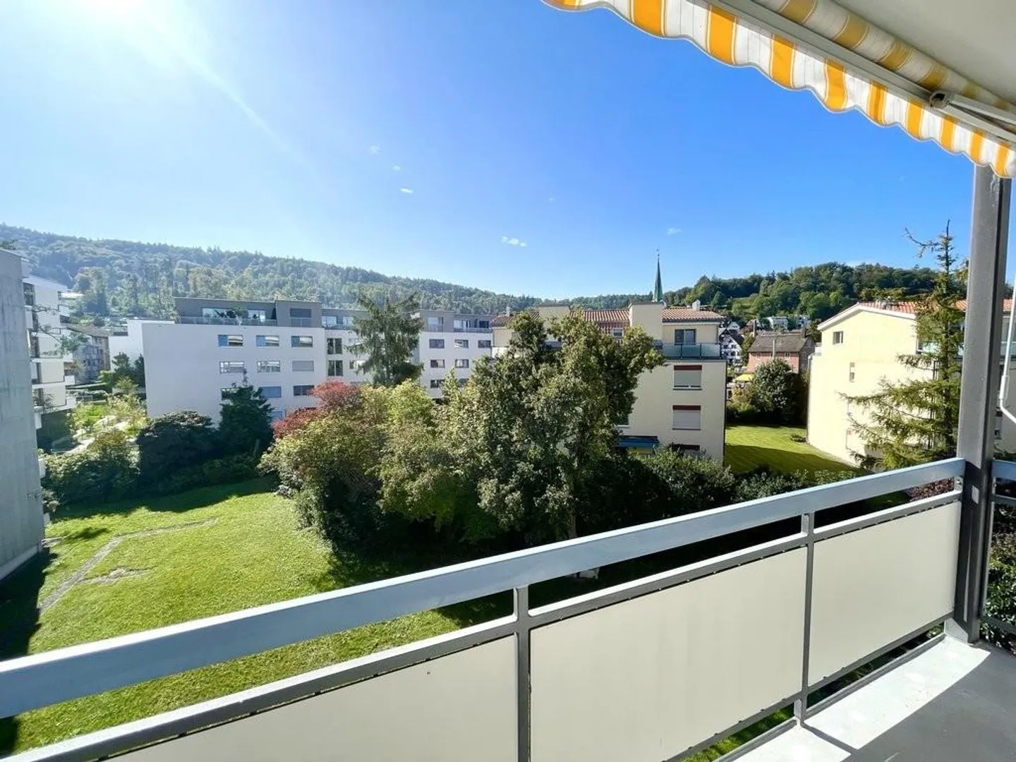 Stunning view of Uetliberg, Zurich Albisrieden - Photo 6 of 8