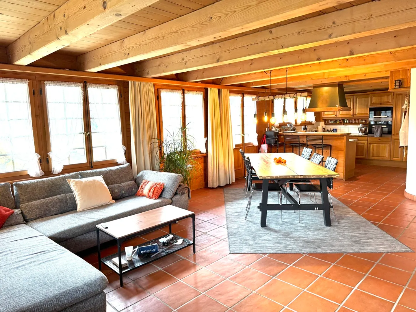 Casa singola in affitto - Foto 2 di 12