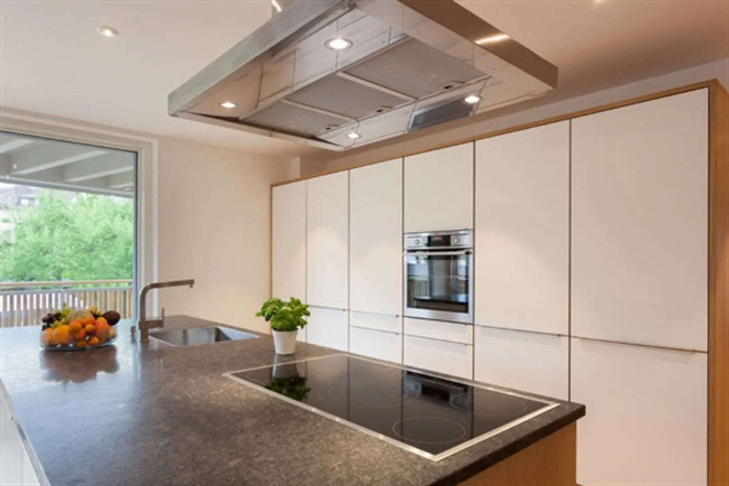 Appartamento luminoso e senza barriere con vista sulle montagne e finiture di alta qualità - Foto 5 di 13