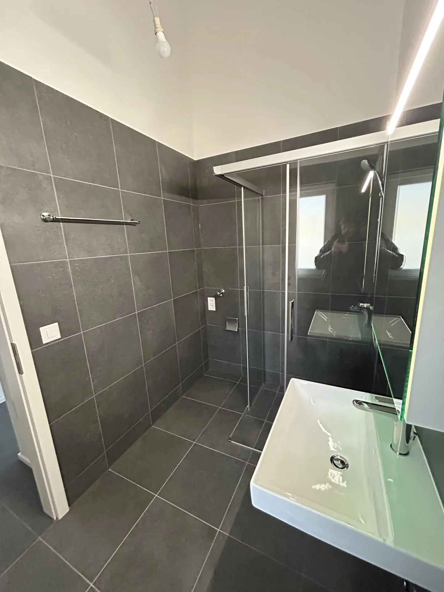 Studio neuf avec vue imprenable - Photo 7 sur 11