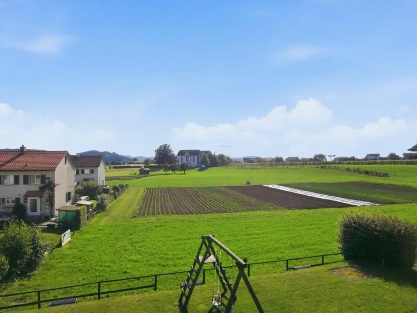 Appartement en duplex calme de 3,5 pièces avec balcon et cheminée - Photo 9 sur 9
