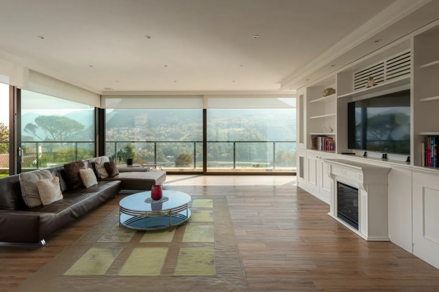 Residenza lussuosa con area benessere e giardino - Collina d'Oro, vicino a TASIS - Foto 8 di 27