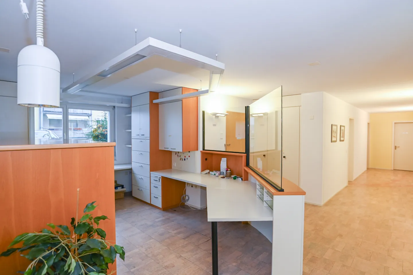 Locali commerciali accessibili in sedia a rotelle al piano terra / utilizzo versatile - Foto 2 di 13