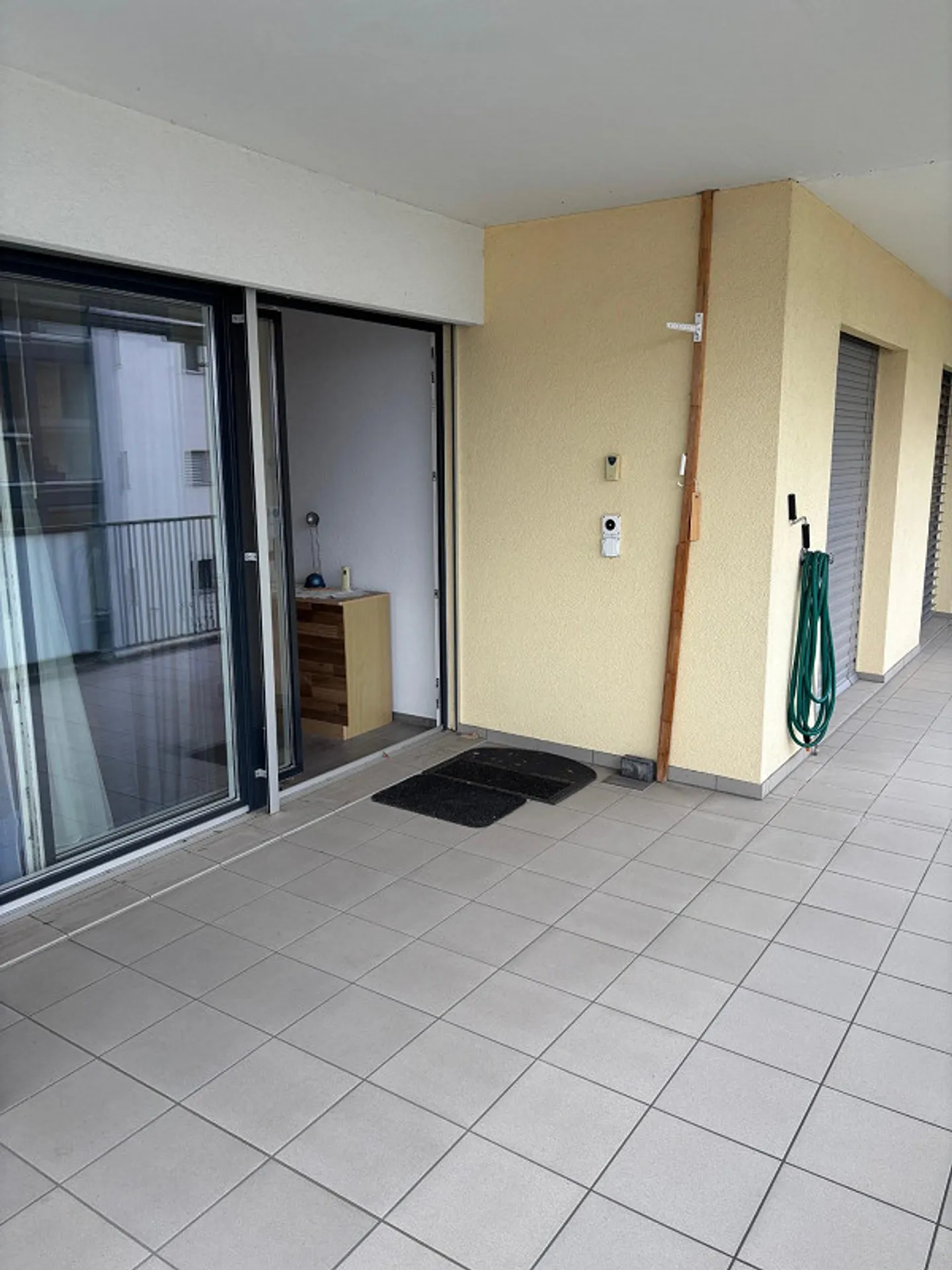 Appartement moderne de 3,5 pièces avec balcon et garage à Hitzkirch - Photo 6 sur 13