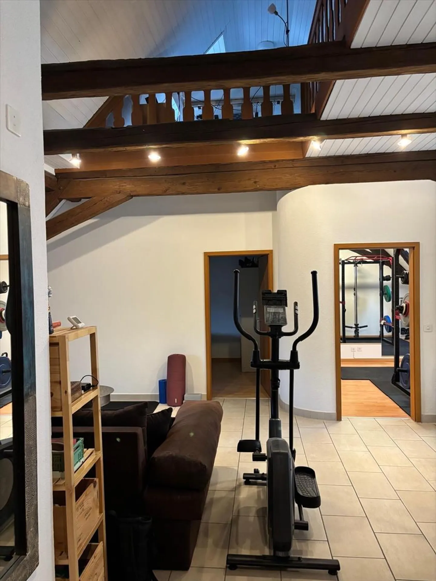 Appartamento d'epoca elegante con galleria nella città vecchia di Olten! - Foto 5 di 10