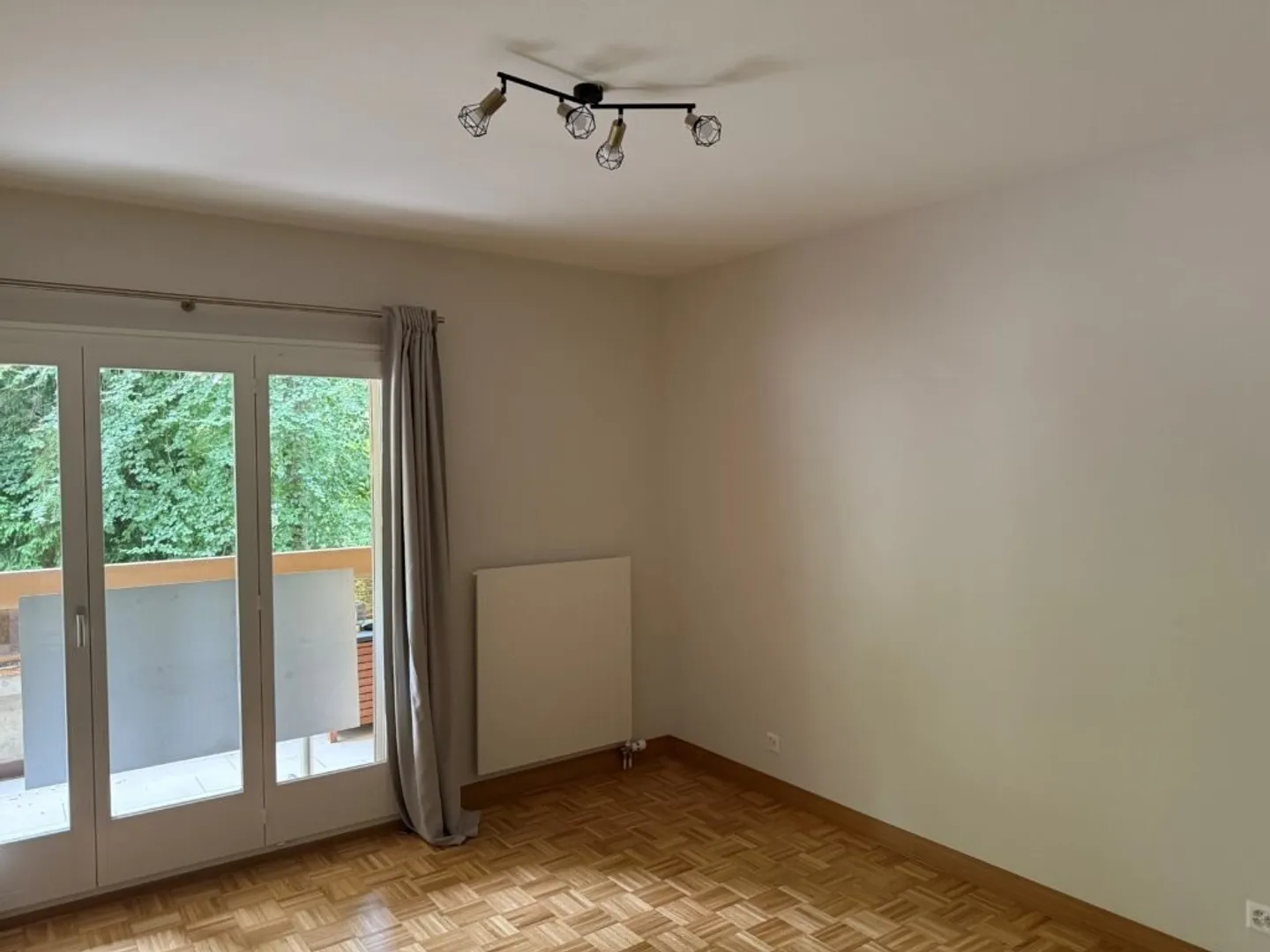 Appartamento di 4.5 locali con balcone a Pully - Foto 2 di 9