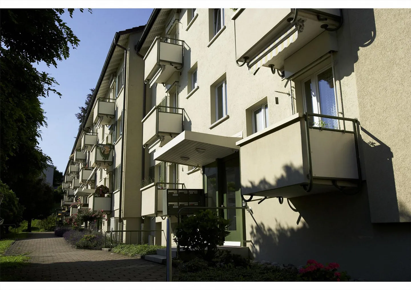 Günstige, einfache Wohnung im Weinbergliquartier zu vermieten - Foto 1 von 3