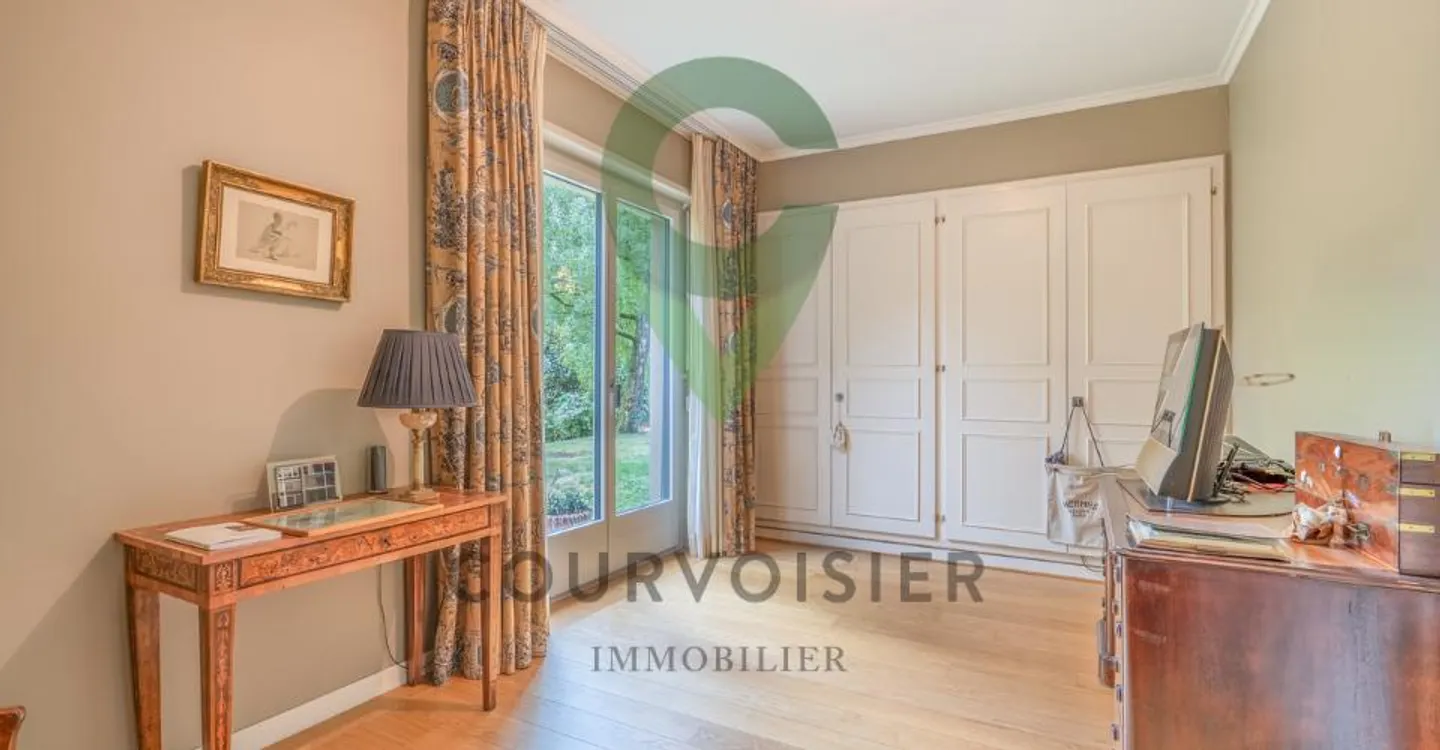Appartement Élégant avec Jardin Privé - Photo 7 sur 12