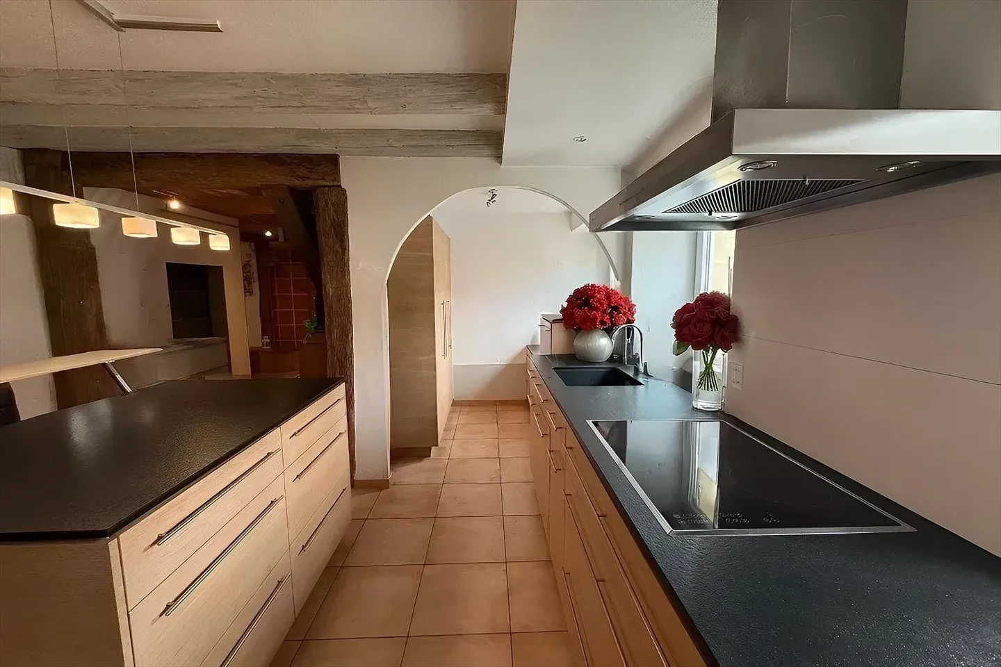 Maison contiguë 11 pièces - Foto 3 von 13