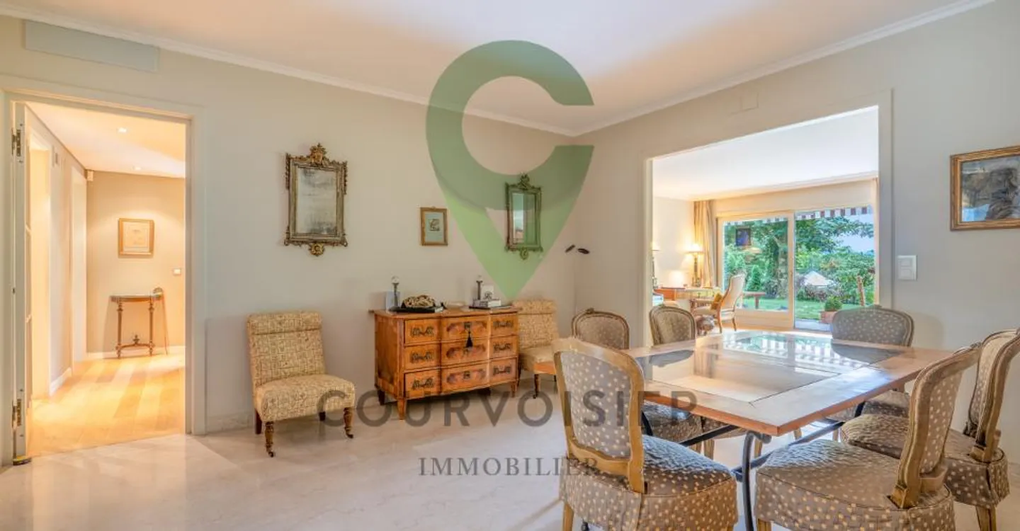 Appartement Élégant avec Jardin Privé - Photo 10 sur 12