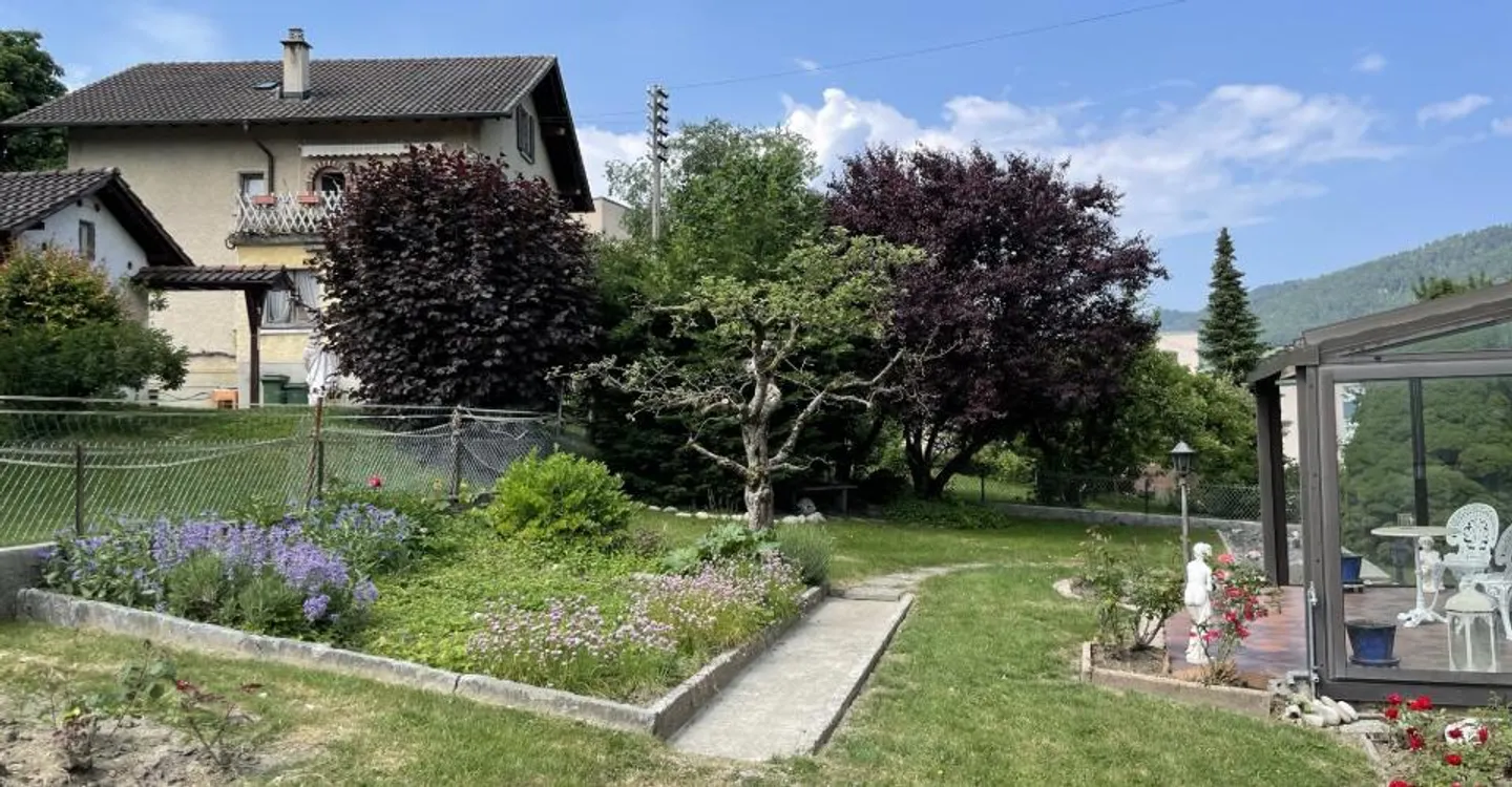Vielseitiges Mehrfamilienhaus - Foto 4 von 24
