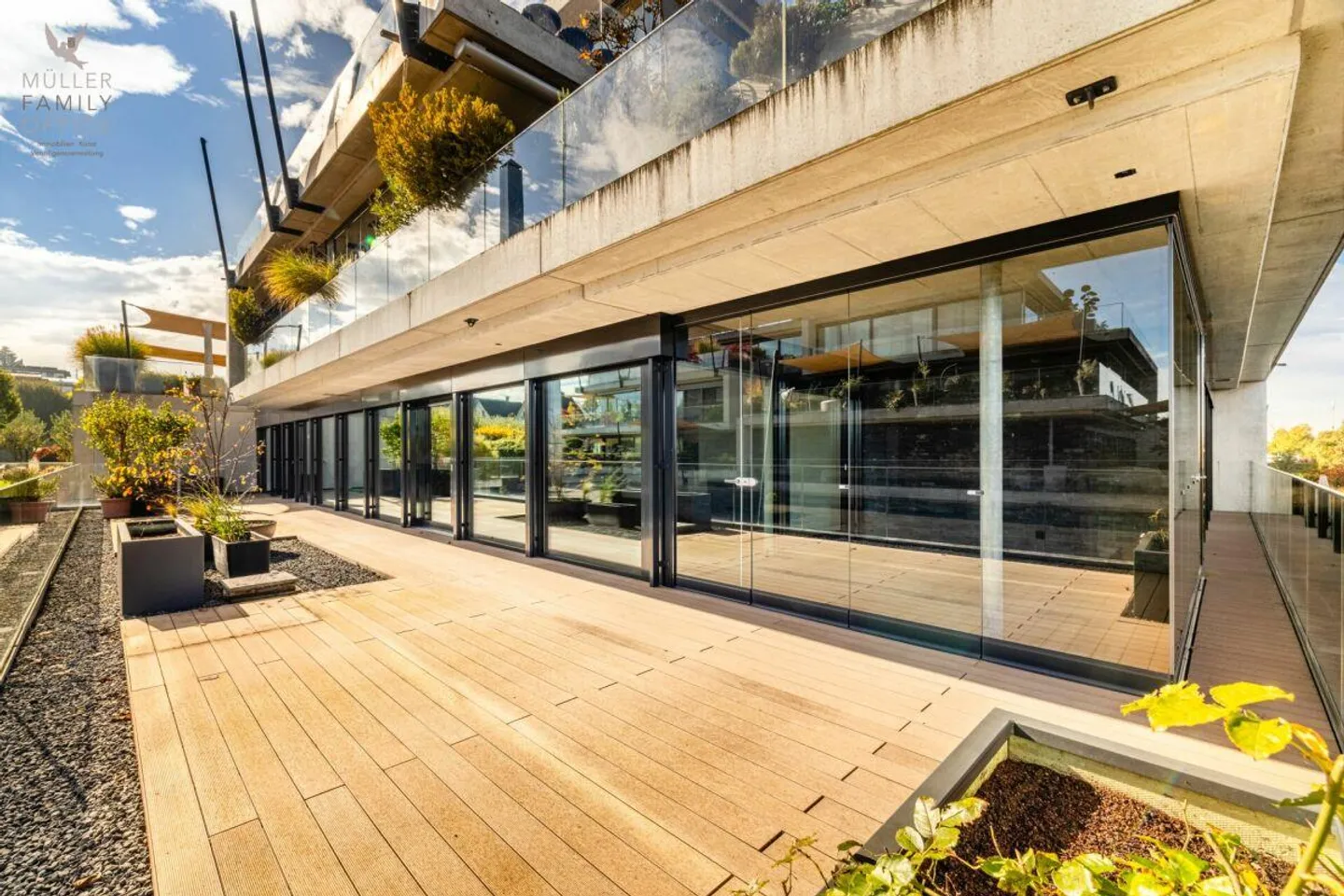 Appartamento in terrazza di 5 1/2 locali luminoso in un complesso residenziale molto curato - Foto 2 di 13