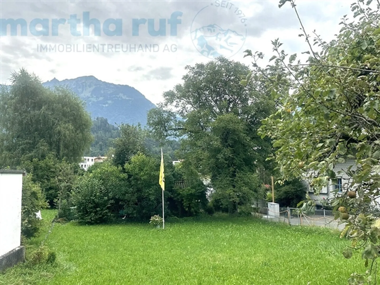 Building land directly on the Aare with a great view of the mountains - Photo 7 of 7