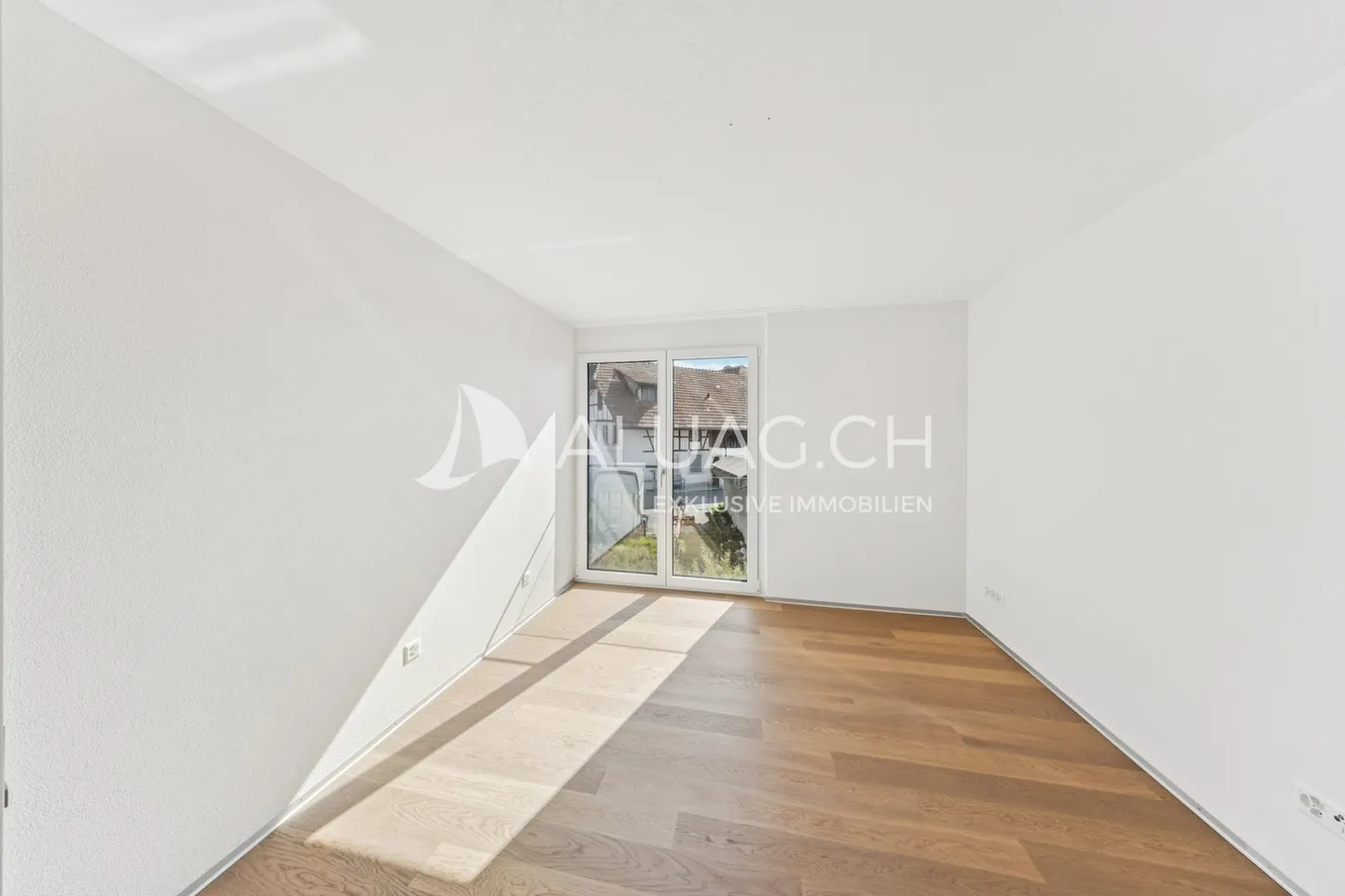 4.5 ZIMMER WOHNUNG MIT SEE- & ALPENSICHT - Foto 8 von 9