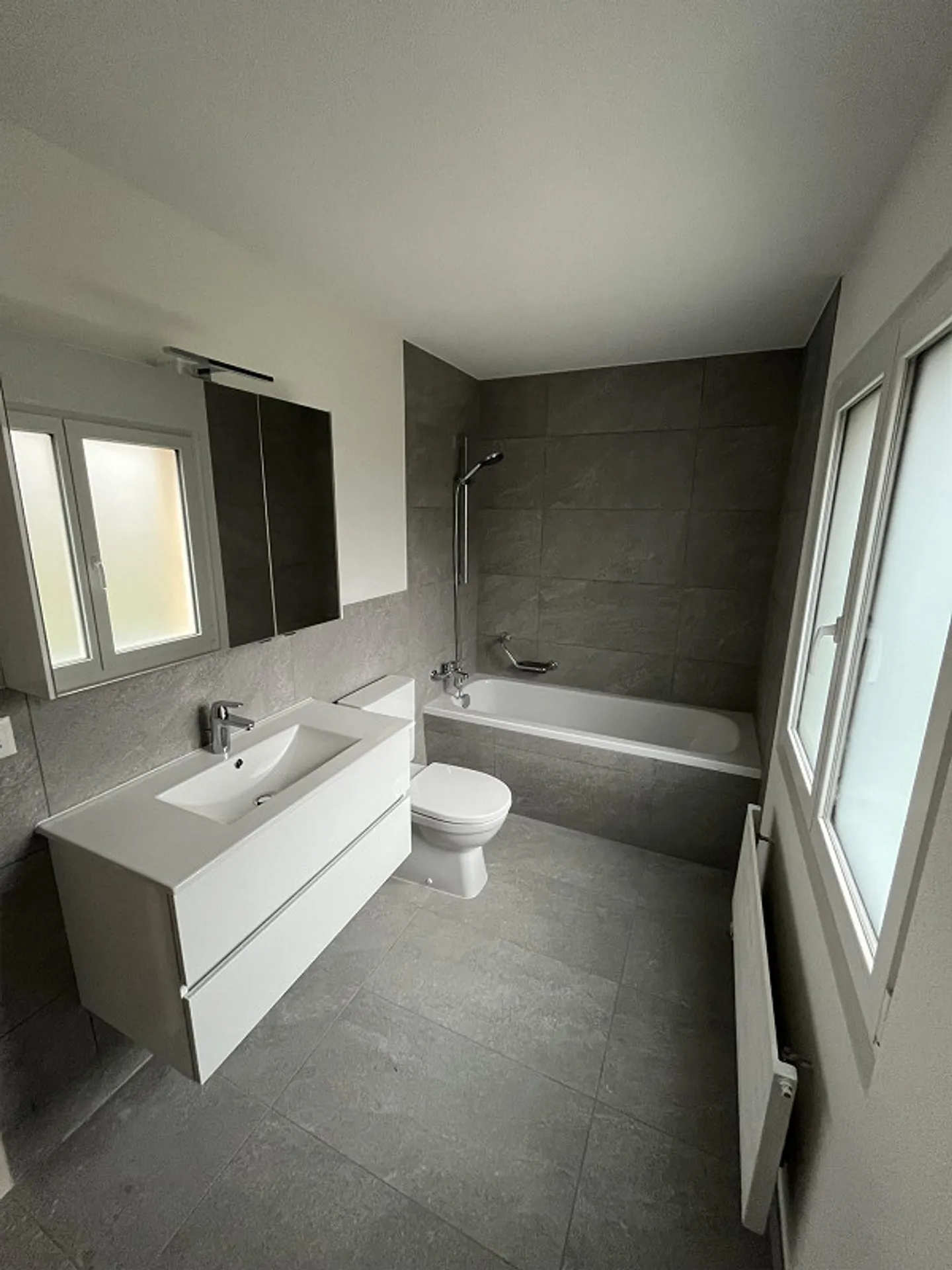 Single-family house in a prime location - the opportunity for a small family - Photo 7 of 12