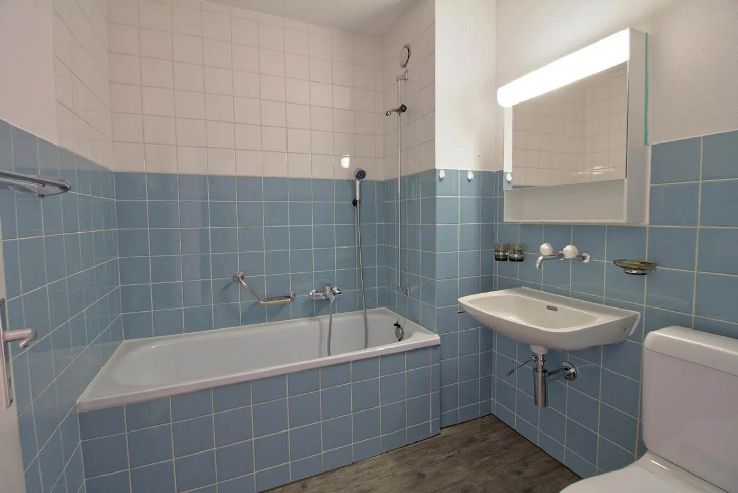 Spacious 4½ room apartment in a central and quiet location - Photo 6 of 7