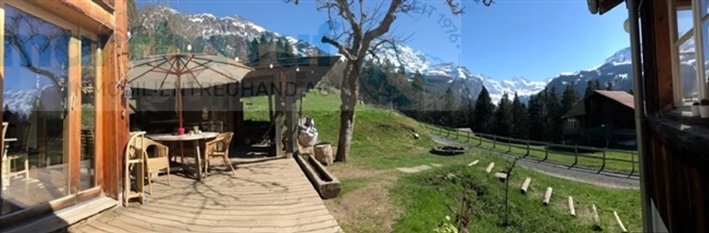 Chalet de vacances avec appartement de 4,5 pièces, studio et vue sur les montagnes - Photo 11 sur 19