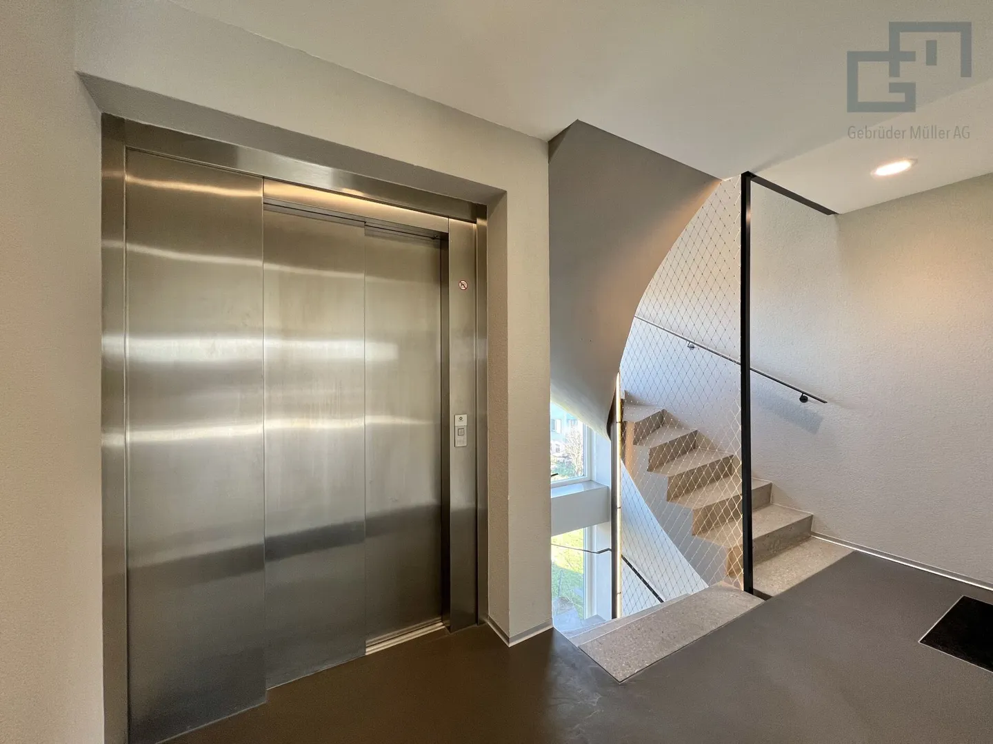 Quiet with exclusive living comfort! - Photo 10 of 10