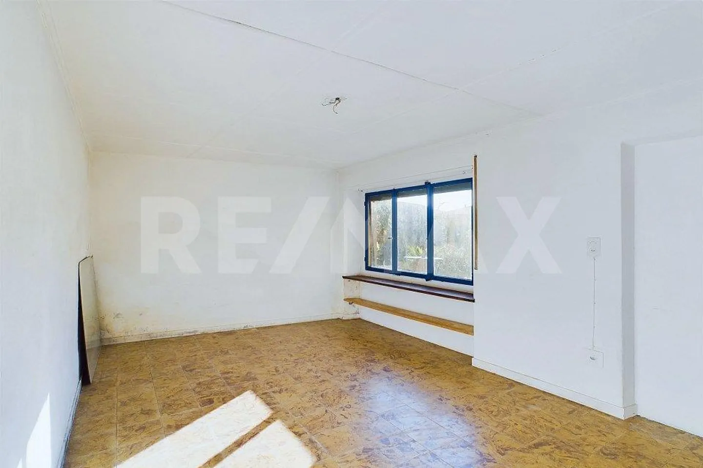 Maison de village avec terrain à bâtir, excellente investissement - Photo 11 sur 13