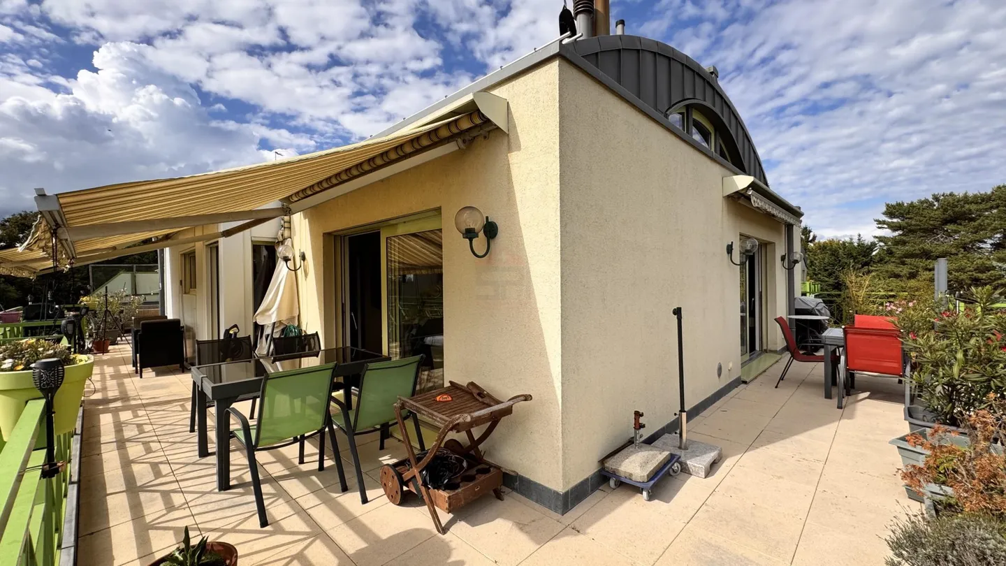 Außergewöhnliches Penthouse von 152 m² PPE mit Panoramaterrasse im Zentrum von Vésenaz - Foto 9 von 11