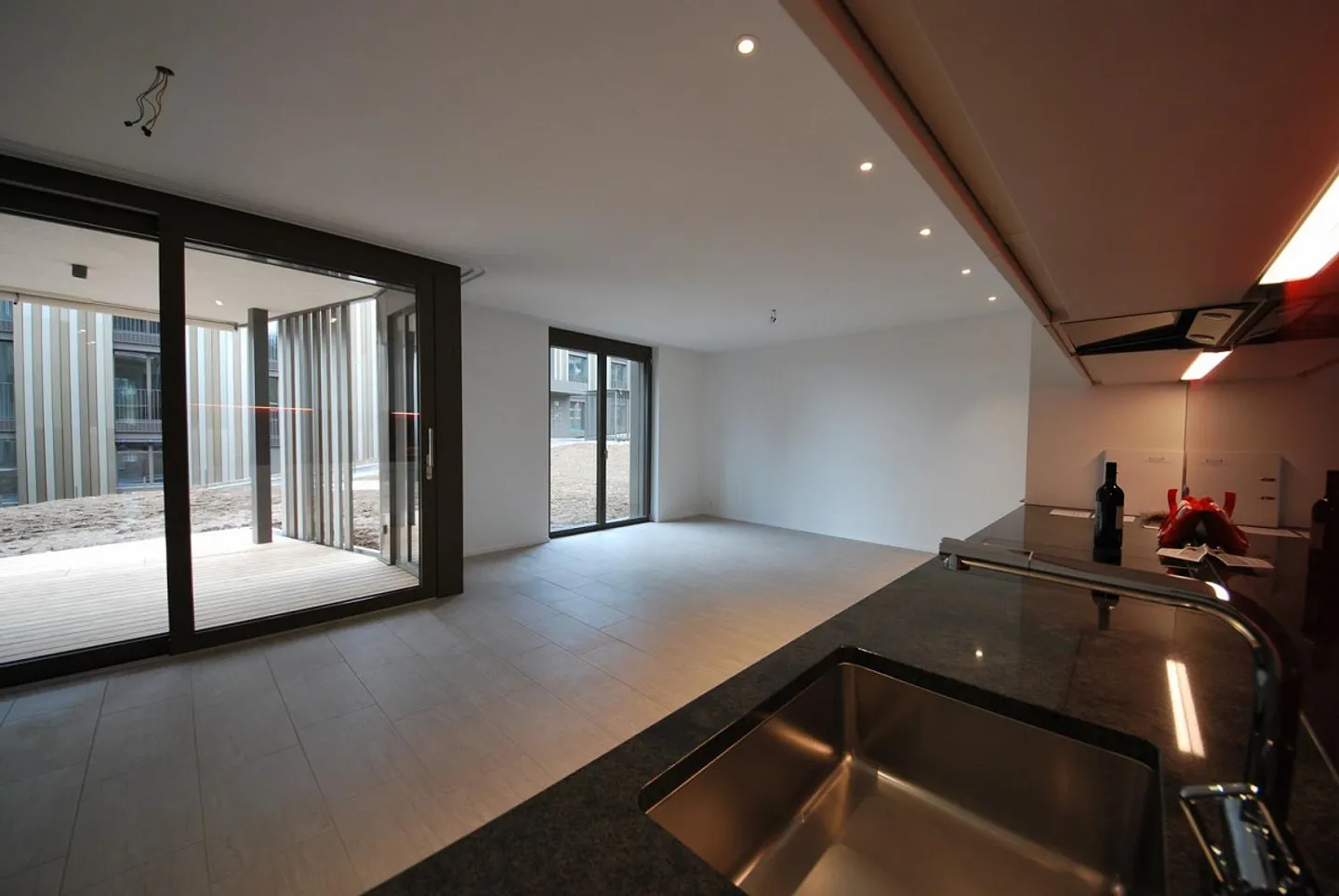 Modern 3.5-room apartment for rent in Dietlikon - Photo 4 of 10