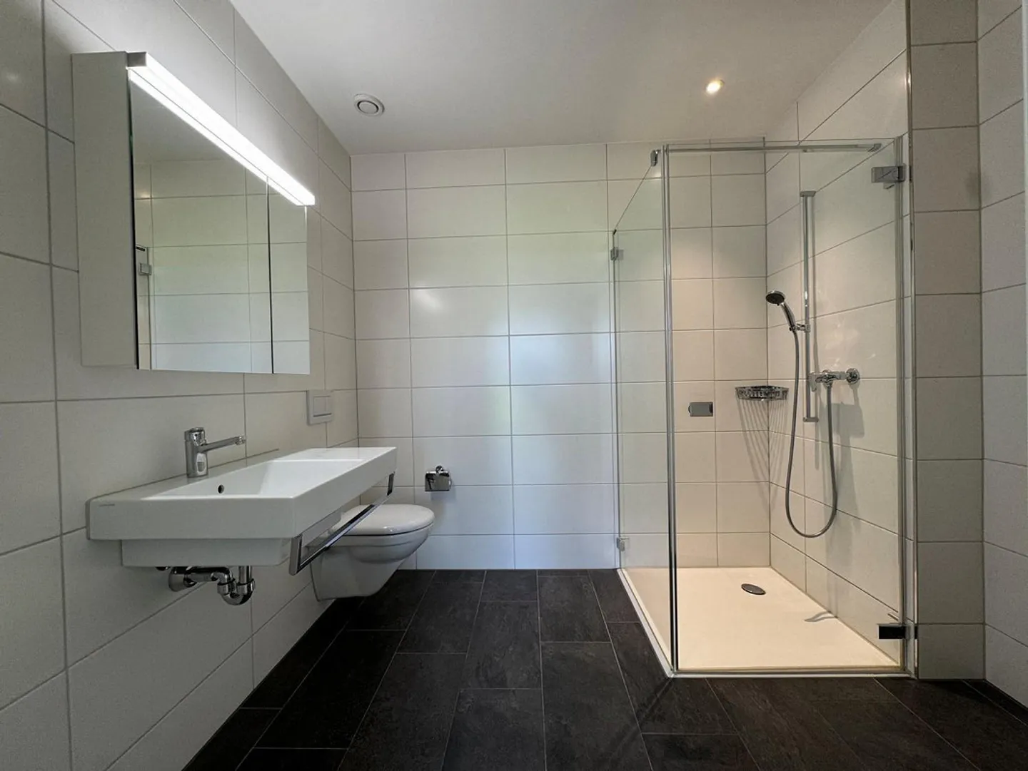 Modern 3.5-room apartment for rent in Dietlikon - Photo 7 of 10