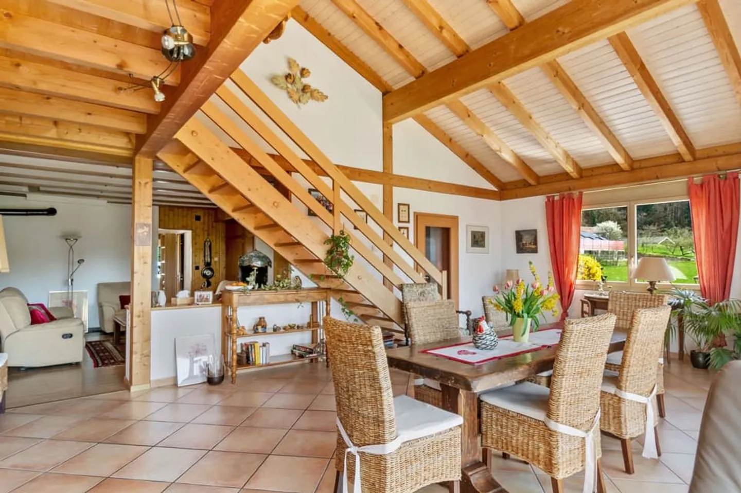 Bright family home with 6.5 rooms in Courtemautruy - Photo 3 of 13