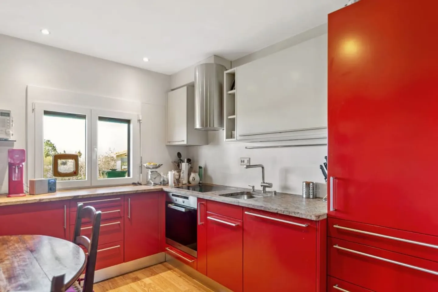 Bright family home with 6.5 rooms in Courtemautruy - Photo 4 of 13