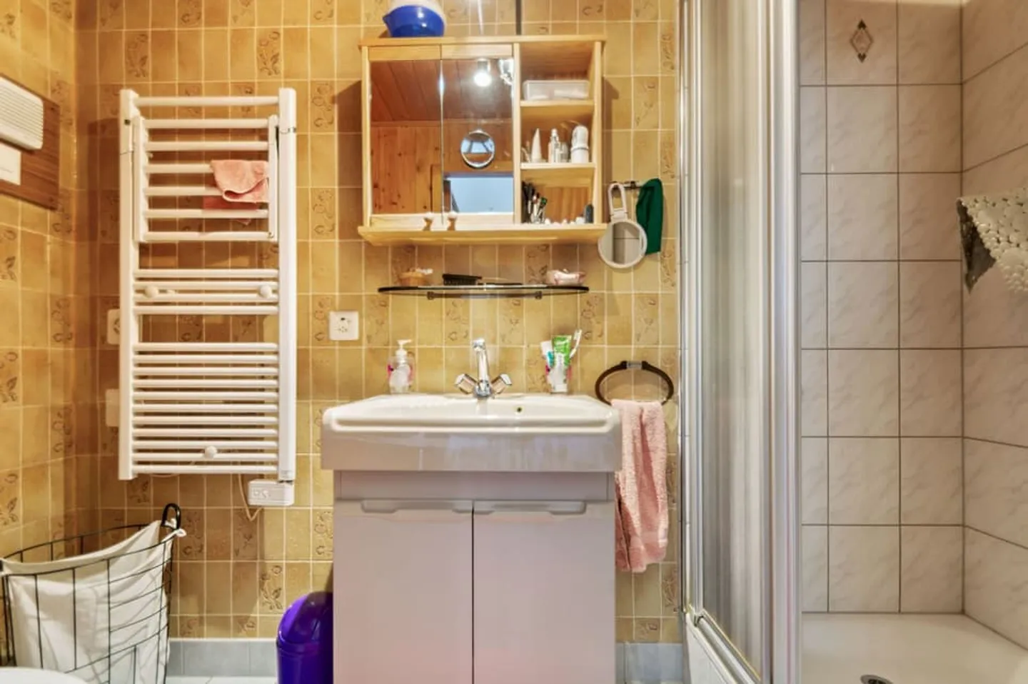 Bright family home with 6.5 rooms in Courtemautruy - Photo 9 of 13