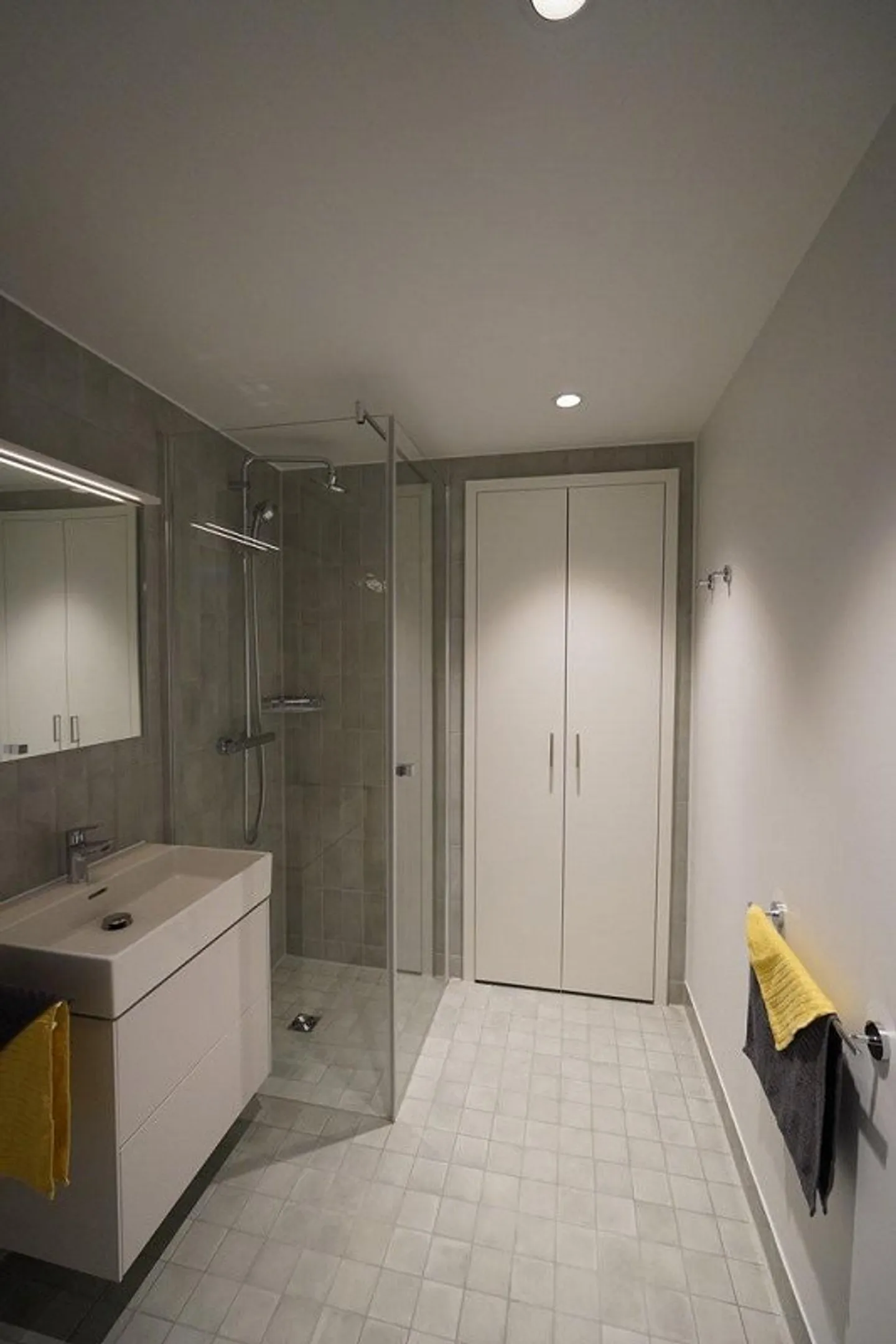 PREMIÈRE LOCATION - moderne et urbaine - appartement 3.5 pièces - Photo 2 sur 7