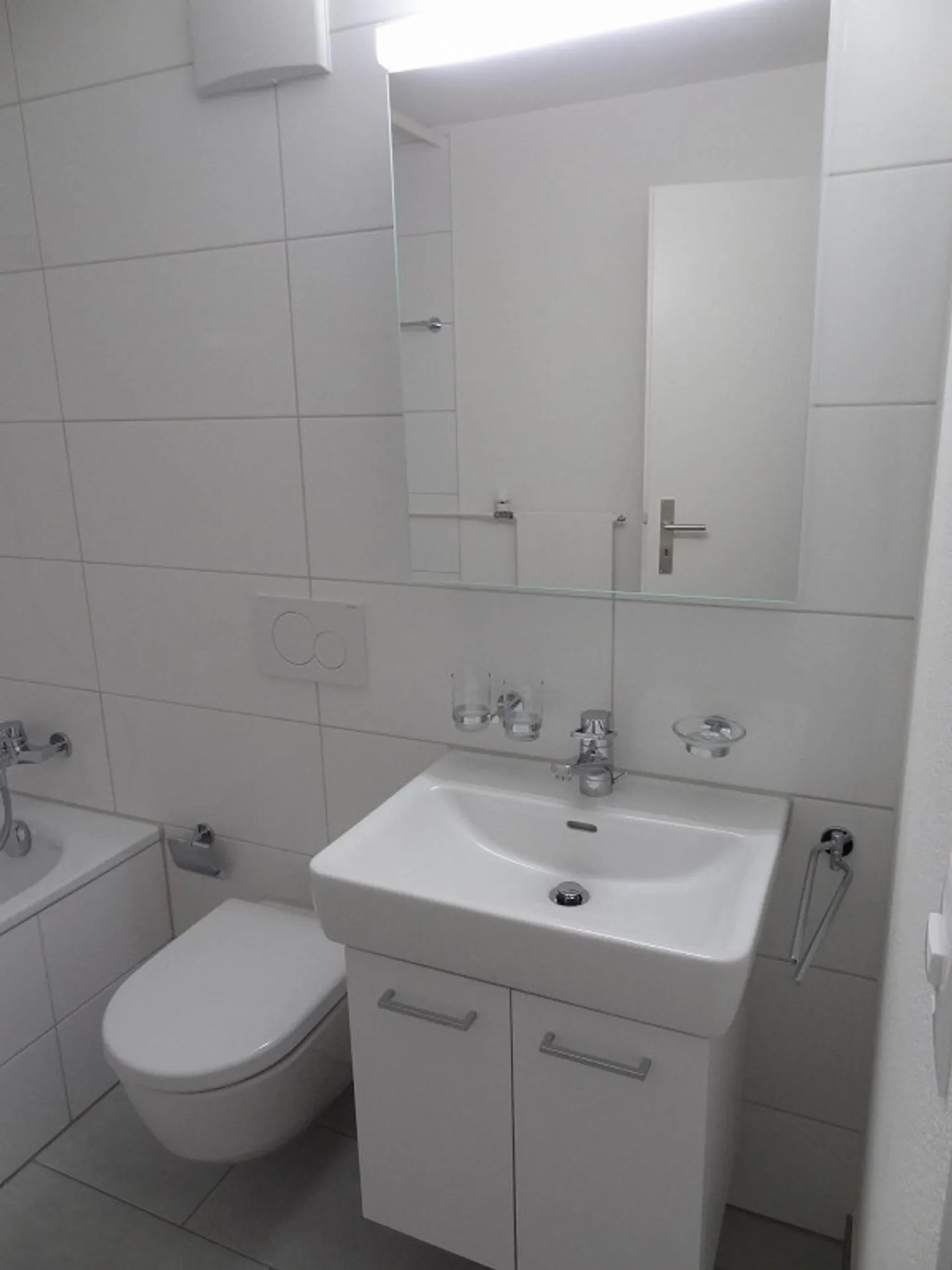 .35 Room Apartment in a Quiet Development in the Green - Photo 6 of 9